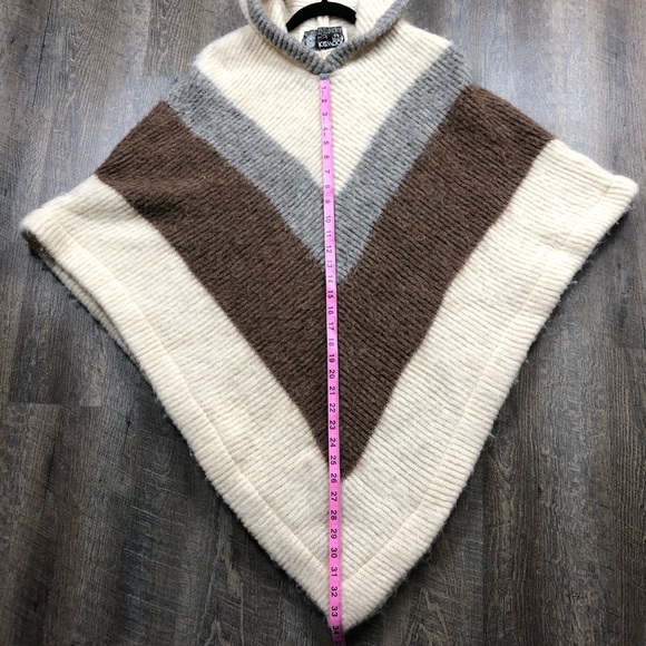 Icewool Vintage 100% Arctic Sheep Wool Poncho Med - Picture 8 of 8